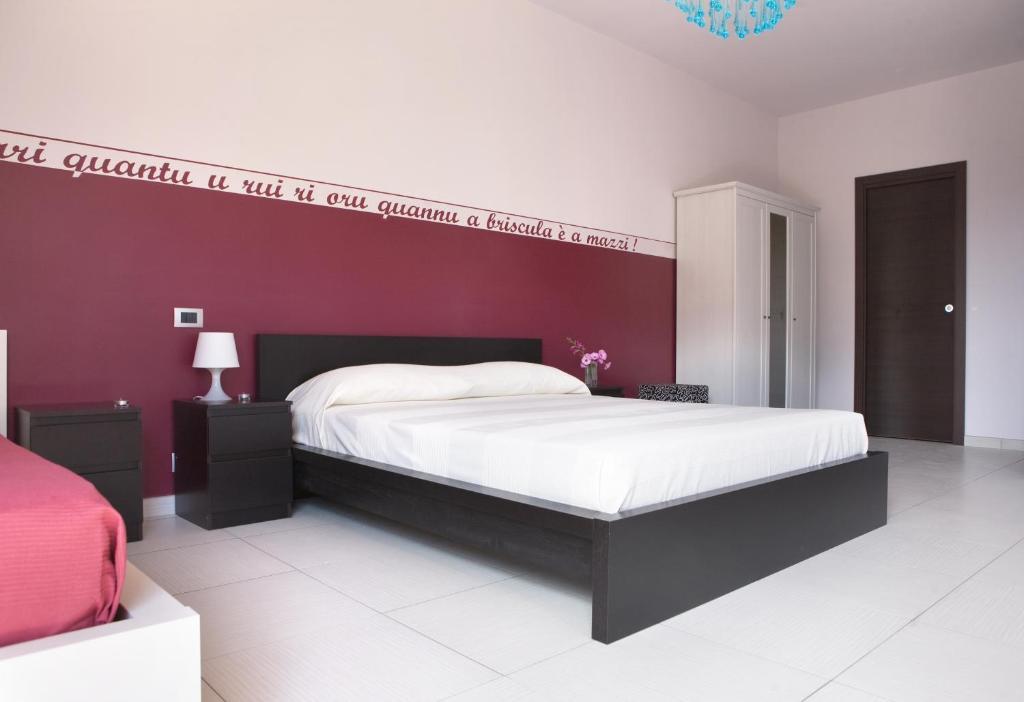 B&B Persi Nel Sud, פוצאלו חדר תמונה